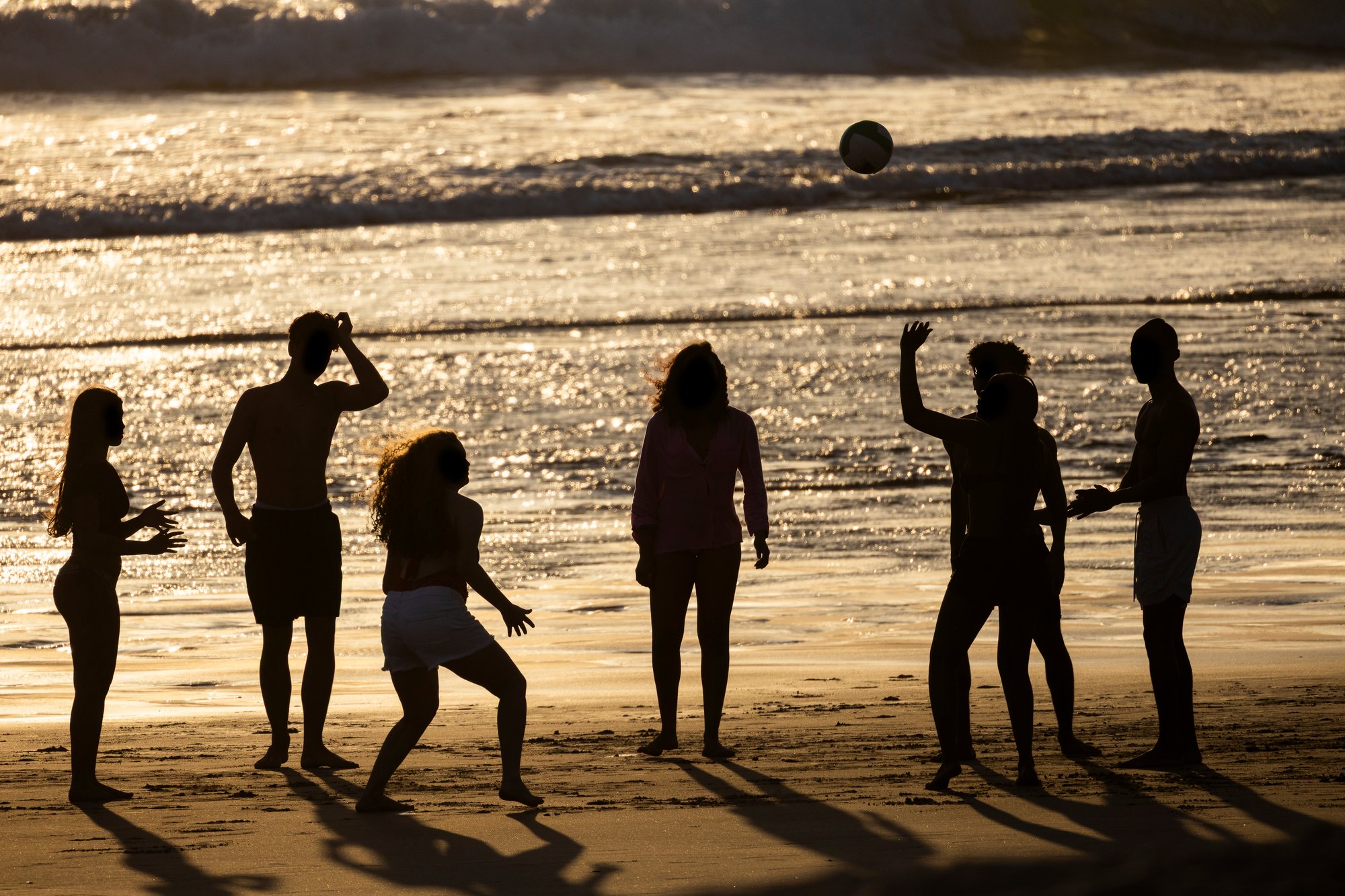 Friends_Playing_Beach_Volleyball_At_Sunset__Creating_Lasting_Memories_original_3525094 Friends_Playing_Beach_Volleyball_At_Sunset__Creating_Lasting_Memories_original_3525094